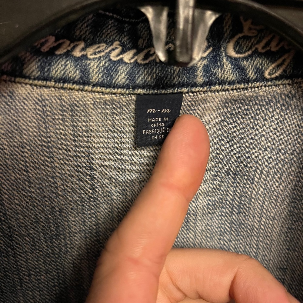 Crop Jean Jacket - Picture 3 of 3